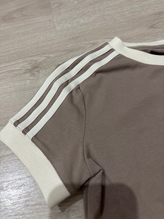 Conjunto deportivo Adidas mujer corto