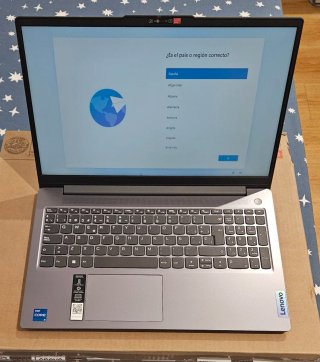 Lenovo IdeaPad Slim 3 - 1 TB