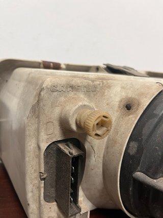 Farol Direito Ford Sierra Mk1
