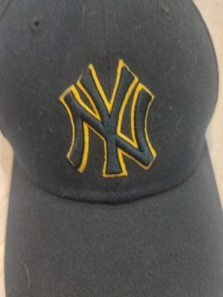 Gorra New Era NY Azul y Dorado