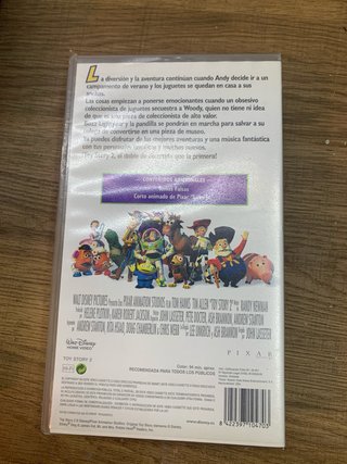 VHS Toy Story 2 (Español) y Bichos