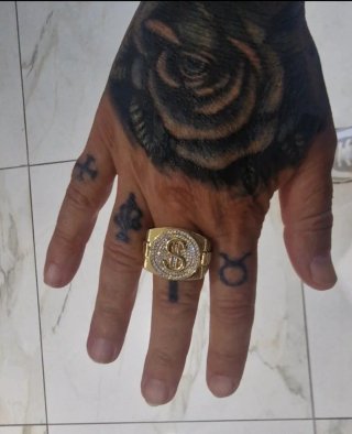 Anillo Sello Oro 18k Dólars con circonitas
