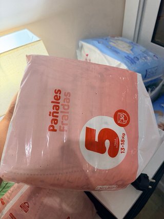 Paquete Pañales Talla 5 (13-18kg)