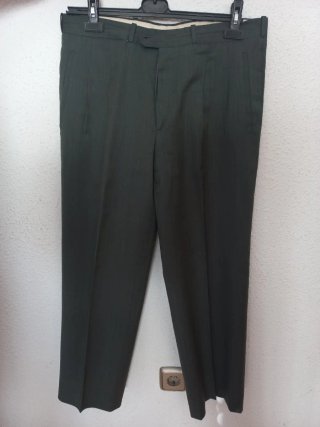 Traje chaqueta de caballero verde oscuro