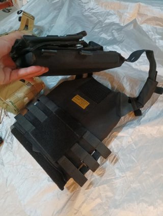 Chalecos tácticos y cargadores airsoft