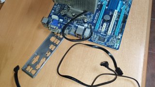 Placa Gigabyte H77M-DH3 16GB DDR3, i7 2600 16gb dd