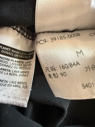 Camiseta Levi's Negra Mujer Talla M