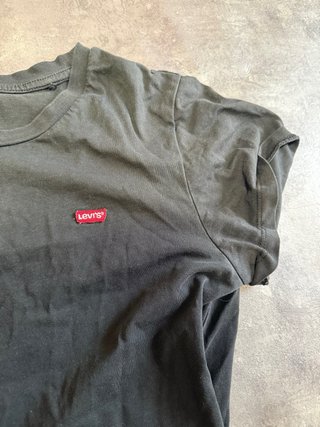 Camiseta Levi's Negra Mujer Talla M