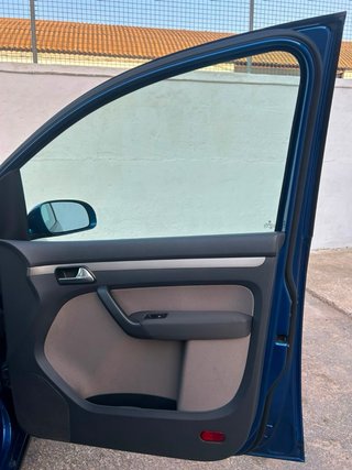 🚗 VOLKSWAGEN CROSS TOURAN 2.0 TDI 170 CV – 7 PLAZA