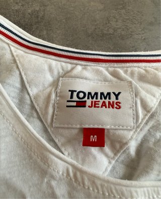 Camiseta blanca de mujer Tommy Jeans Talla M