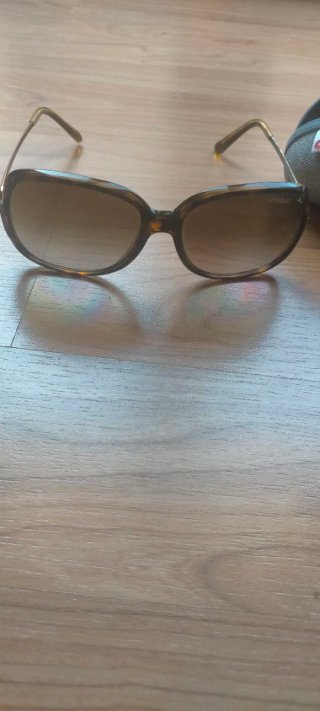 Gafas de sol Vogue originales con funda