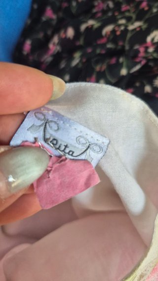 Abito floreale bianco e rosa di seta