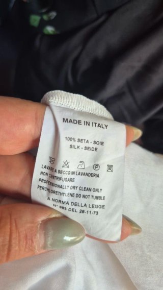 Abito floreale bianco e rosa di seta