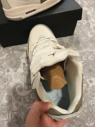 Zapatillas Jordan Talla 44 Blanco y Verde Oliva