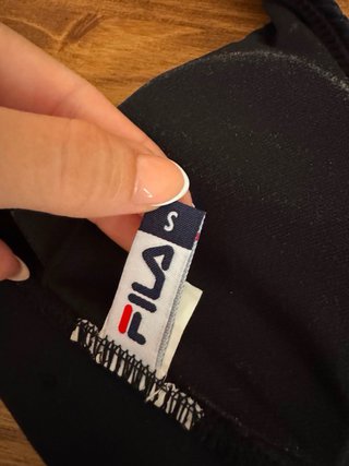 Camiseta deportiva Fila negra