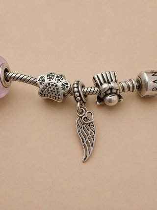 Pulsera Pandora con charms plata y amarillo