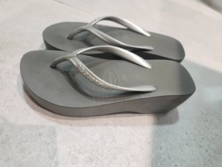 Havaianas plateadas plataformas