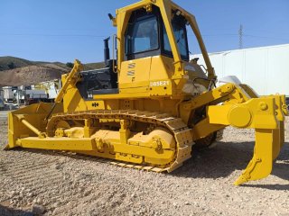 Bulldozer Komatsu D85-A21