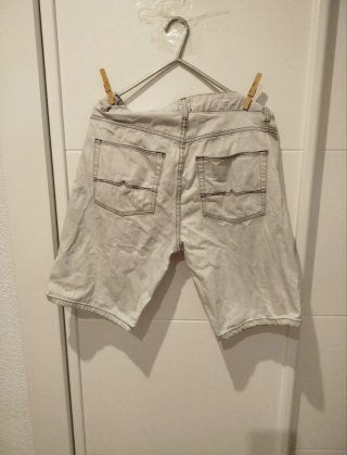 Pantalón Corto Beige