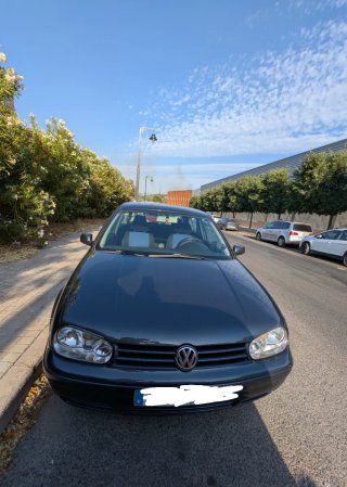 Volkswagen Golf 2000