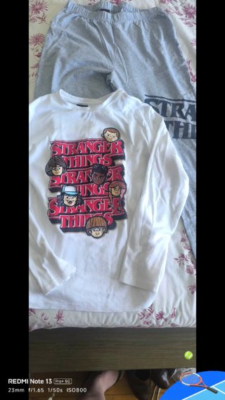 Pijama Stranger Things talla 11-12