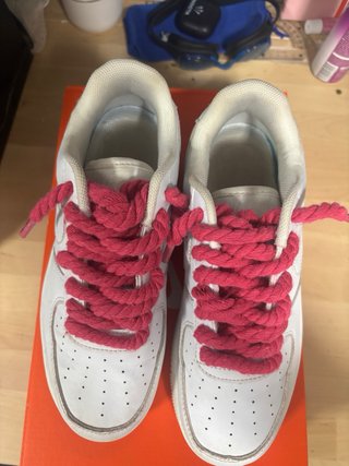 Nike Air Force 1 Blancas Cordones Rosas