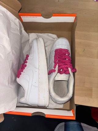 Nike Air Force 1 Blancas Cordones Rosas
