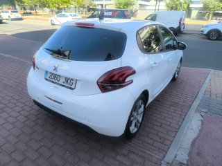 Peugeot 208 2017