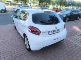 Peugeot 208 2017
