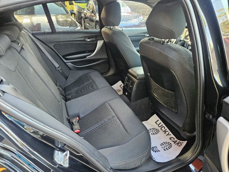 BMW Serie 1 2019, foto 21
