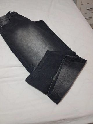 Pantalón vaquero Bershka gris hombre