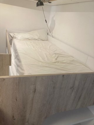 Litera madera y metal blanca y marrón