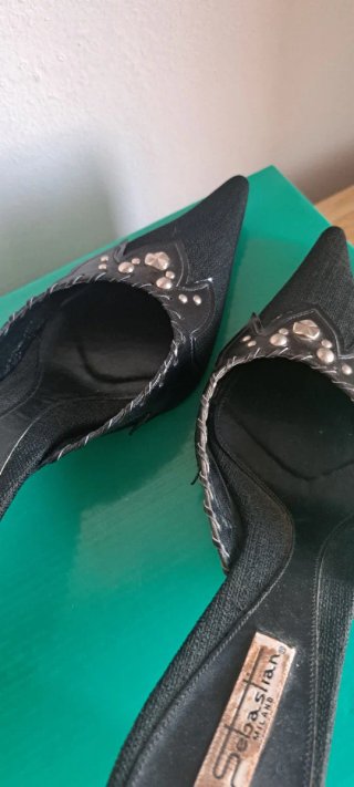 Zuecos Sebastian Tacón Negro Mujer