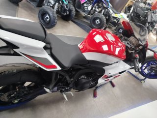 Yamaha R9 70 Aniversario