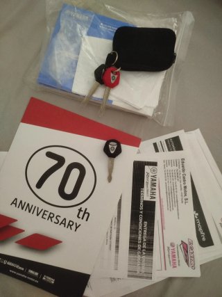 Yamaha R9 70 Aniversario