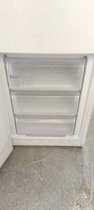 NEVERA COMBI BOSCH NO FROST ENERGÍA A+