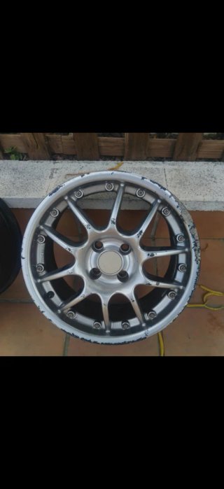 4 Llantas de alumino Amt Design  (4 Tornillos)