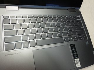 Lenovo Yoga 7 2 en 1 Gris