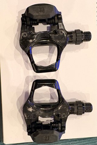 Pedales y calas Bontrager Comp
