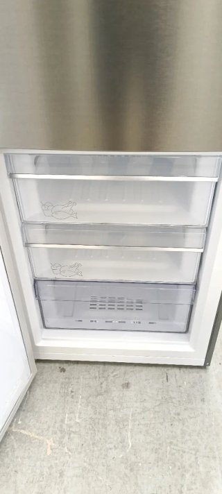 NEVERA COMBI GRUNDIG NO FROST ENERGÍA A+
