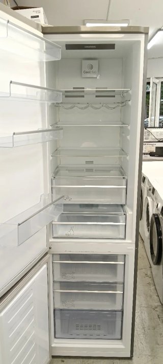 NEVERA COMBI GRUNDIG NO FROST ENERGÍA A+