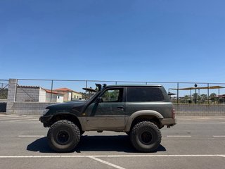 Nissan Patrol 2000