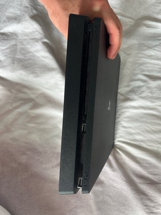 PS4 (PlayStation 4) Negra