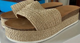 Sandalias Esparto Beige y Dorado