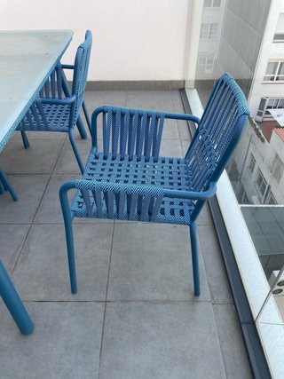 Mesa y 4 Sillas Exterior con cojines + funda.