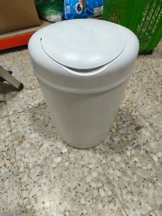 Papelera para pañales Tommee Tippee