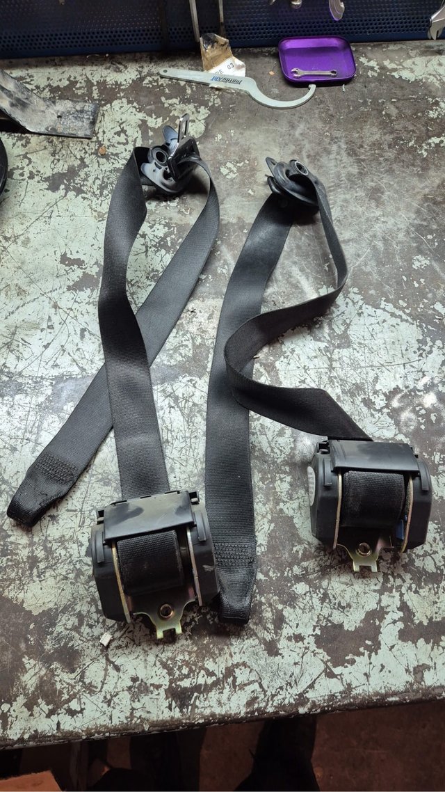 Cinturones Delanteros BMW E46 Coupe