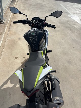 Kawasaki Z 125 Naked