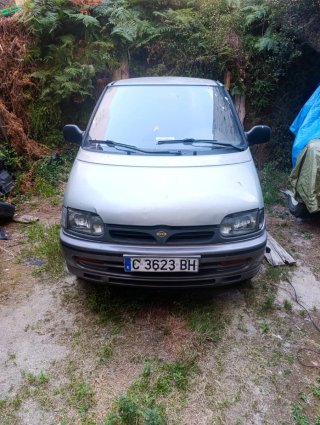 Nissan Serena 1995
