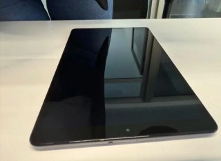 Tablet Samsung T515 2/32GB version SIM